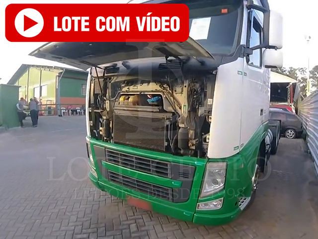 LOTE 006 - Volvo FH 460 2015