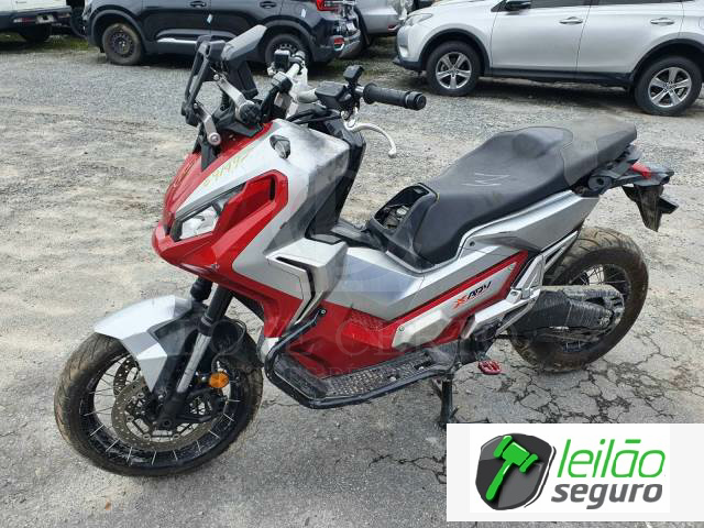 LOTE 004 X-ADV 750 DCT